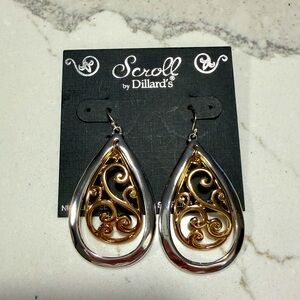 NWT Scroll Dillards two tone earrings